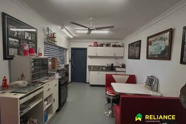 2/83-85 Rebecca Drive Ravenhall VIC 3023 - Image 3