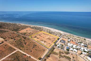 156 Truscott Crescent Exmouth WA 6707 - Image 3