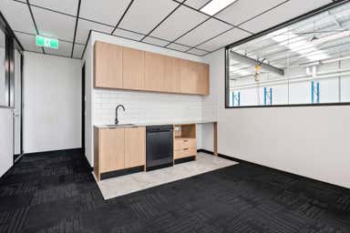 25 Seaside Parade North Shore VIC 3214 - Image 3