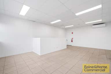 10/349-351 MacDonnell Road Clontarf QLD 4019 - Image 4