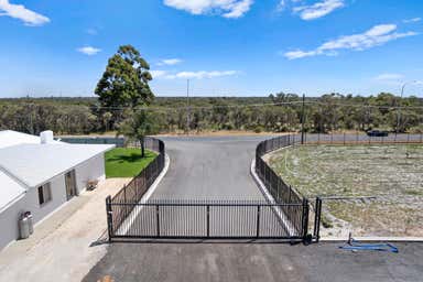 1312 Thomas Road Oakford WA 6121 - Image 3