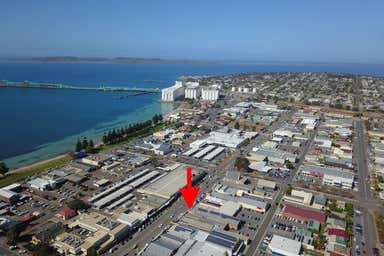 28 Liverpool Street Port Lincoln SA 5606 - Image 3