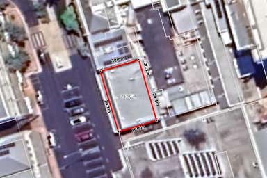 12A BAROLIN STREET Bundaberg South QLD 4670 - Image 4