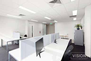 65/574 Plummer Street Port Melbourne VIC 3207 - Image 4