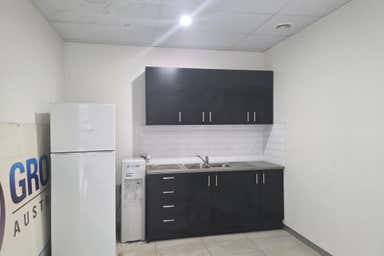 110 Eucumbene Drive Ravenhall VIC 3023 - Image 4