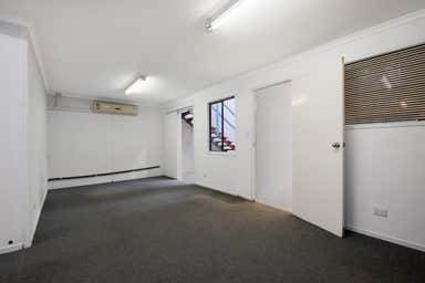 5/13 Newspaper Place Maroochydore QLD 4558 - Image 3