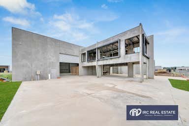 Warehouses for Lease, 13 Sette Circuit Pakenham VIC 3810 - Image 3