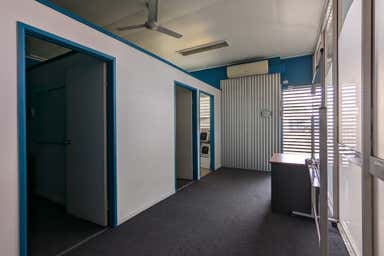 Century 21 Plaza, 4/68 Sydney Street Mackay QLD 4740 - Image 4