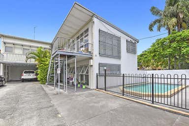 33 Leonard Avenue Surfers Paradise QLD 4217 - Image 3