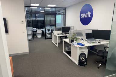 28/25 Claremont Street South Yarra VIC 3141 - Image 3