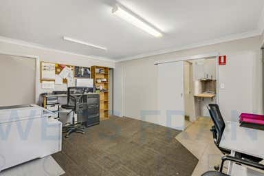 2/84-86 Industry Drive Tweed Heads South NSW 2486 - Image 4