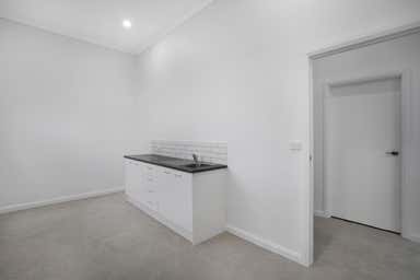 2/41 Hawkins Street Howlong NSW 2643 - Image 4