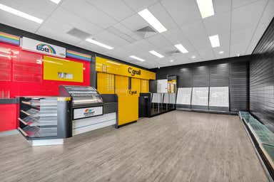 5/8 Fairfax Street Sippy Downs QLD 4556 - Image 3