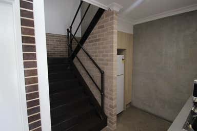 Upstairs 3/46 Montague Street North Wollongong NSW 2500 - Image 4