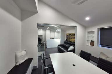 3/23 Argyle Street Camden NSW 2570 - Image 4