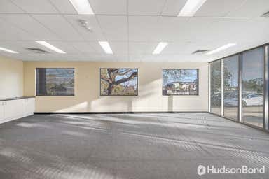 1/13 Walkers Road Nunawading VIC 3131 - Image 3