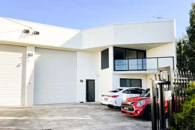 16B HEVERSHAM DRIVE Seaford VIC 3198 - Image 3