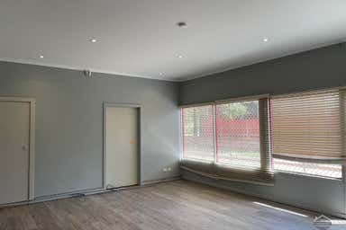 2/973 Central Road Tom Price WA 6751 - Image 4