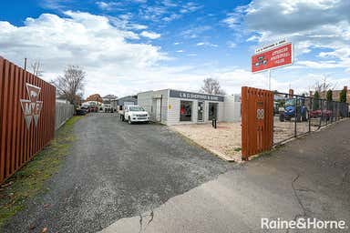 88 & 90 Piper Street Kyneton VIC 3444 - Image 3