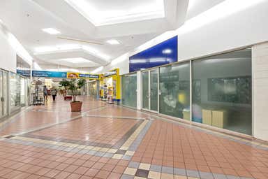 Shop 103-104 Gladstone Park Shopping Centre Gladstone Park VIC 3043 - Image 3