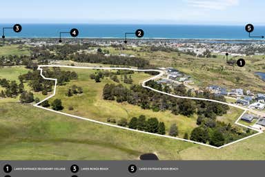 52 Country Club Drive Lakes Entrance VIC 3909 - Image 2