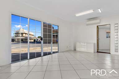 1,2,3, 267 Kent Street Maryborough QLD 4650 - Image 3