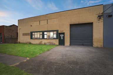 29 Wren Road Moorabbin VIC 3189 - Image 2