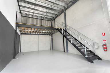 7/7/8a Innovation Close Taylors Beach NSW 2316 - Image 3