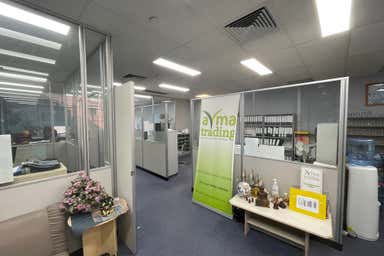 8D/221 Queen Street Melbourne VIC 3000 - Image 4