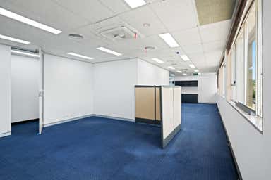 Suite 8, 539 Kiewa Street Albury NSW 2640 - Image 3