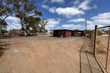 4B Pinnacles Street Wedgefield WA 6721 - Image 4