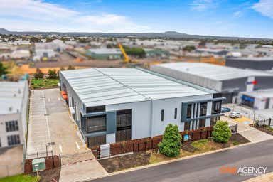 Icon Drive, 1/15 Icon Drive Delacombe VIC 3356 - Image 3