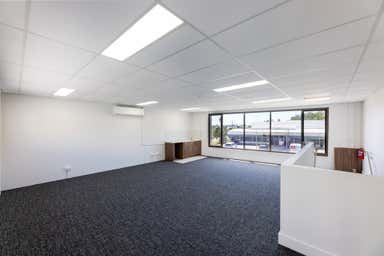 2/46 Junction Road Burleigh Heads QLD 4220 - Image 3