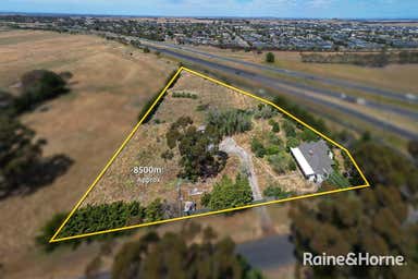 245 Old Vineyard Rd Diggers Rest VIC 3427 - Image 3