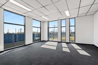 25 Seaside Parade North Shore VIC 3214 - Image 4