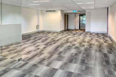 6/6A Glen Street Milsons Point NSW 2061 - Image 4