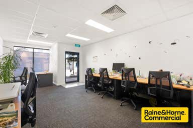 2/88 Brunswick Street Fortitude Valley QLD 4006 - Image 3