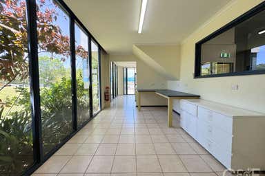 Unit 1, 4 Enterprise Close West Gosford NSW 2250 - Image 3