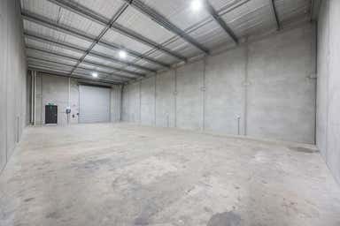 3/30 Waringa Drive Mitchell Park VIC 3355 - Image 3