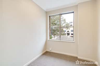 4/6-8 Burns Crescent Gosford NSW 2250 - Image 3