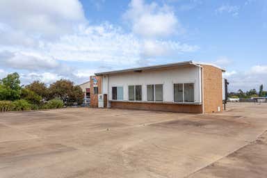 13-17 Spencer Street Harristown QLD 4350 - Image 3