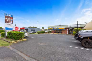 Shop 2/293  Richardson Road Kawana QLD 4701 - Image 3