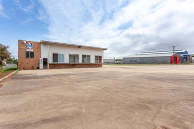 13-17 Spencer Street Harristown QLD 4350 - Image 2