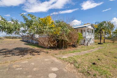 83 Oxford Street North Booval QLD 4304 - Image 3