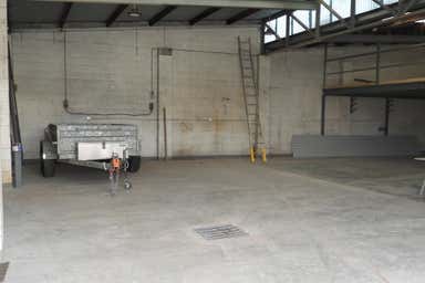 2/19 Ruddock Street Corrimal NSW 2518 - Image 3