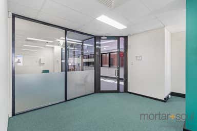 11/9 The Avenue Midland WA 6056 - Image 4