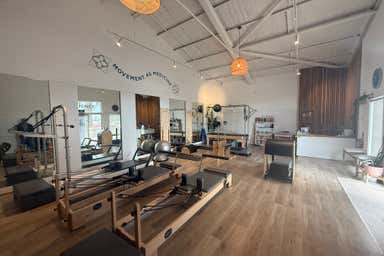 b, 106 Surf Coast Highway Torquay VIC 3228 - Image 3