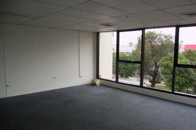 2/13 Carnegie Place Blacktown NSW 2148 - Image 4