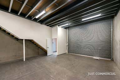 8/88 Wirraway Drive Port Melbourne VIC 3207 - Image 4