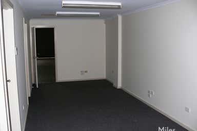 3/55-57 St Hellier Street Heidelberg Heights VIC 3081 - Image 4